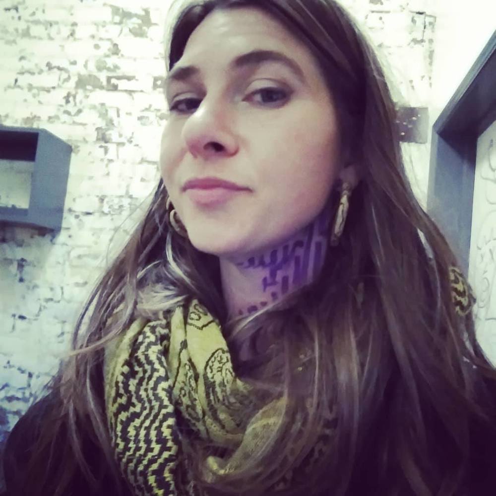 Meet your Posher, Ariel